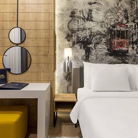 Days Inn & Suites By Wyndham Esenyurt Istanbul Exteriör bild