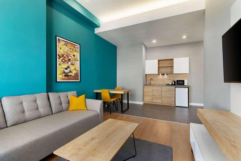 Days Inn & Suites By Wyndham Esenyurt Istanbul Rum bild