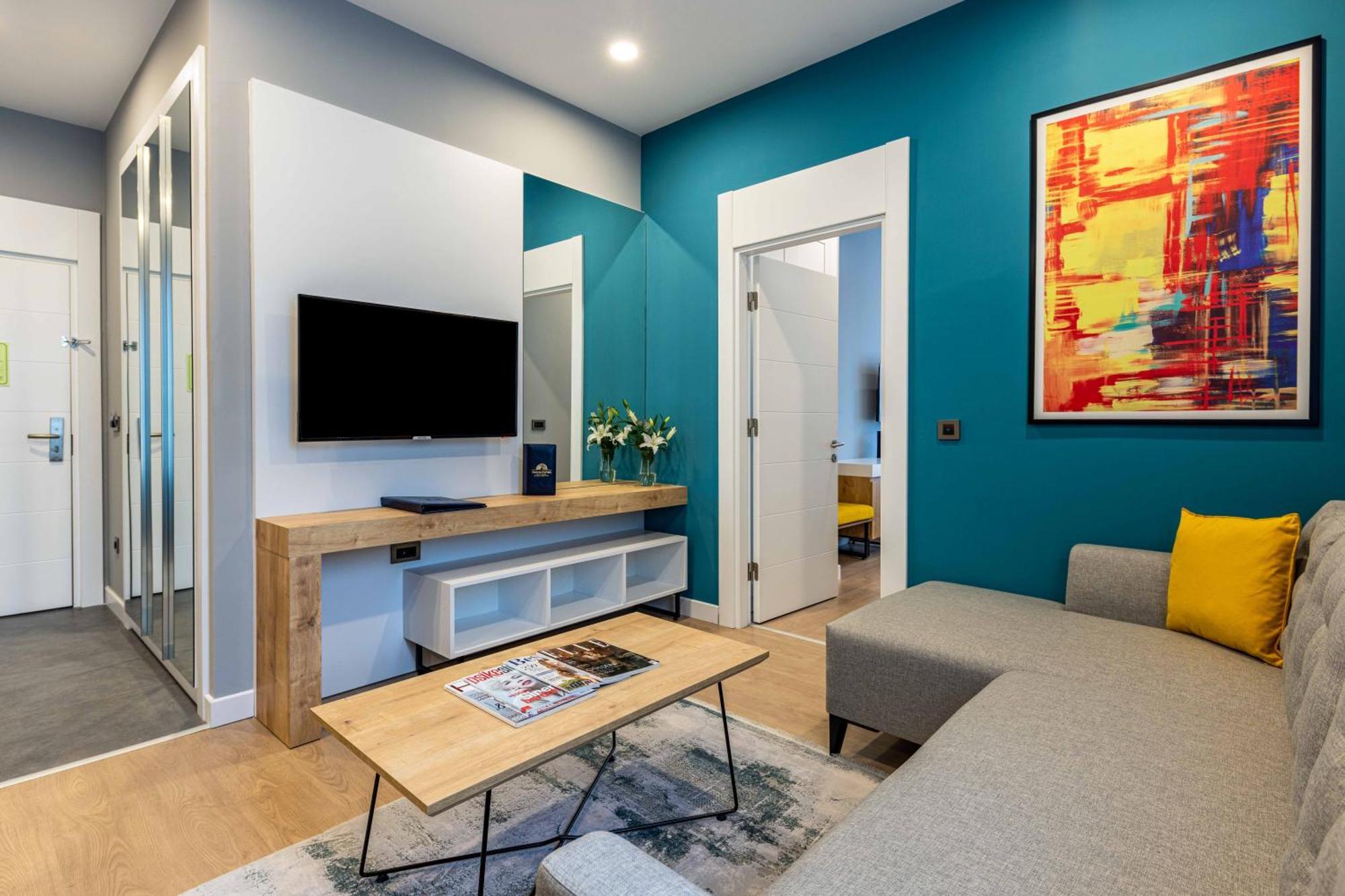 Days Inn & Suites By Wyndham Esenyurt Istanbul Exteriör bild