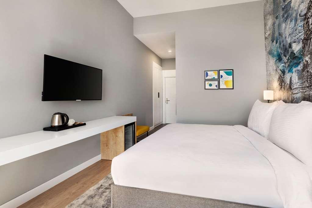 Days Inn & Suites By Wyndham Esenyurt Istanbul Rum bild